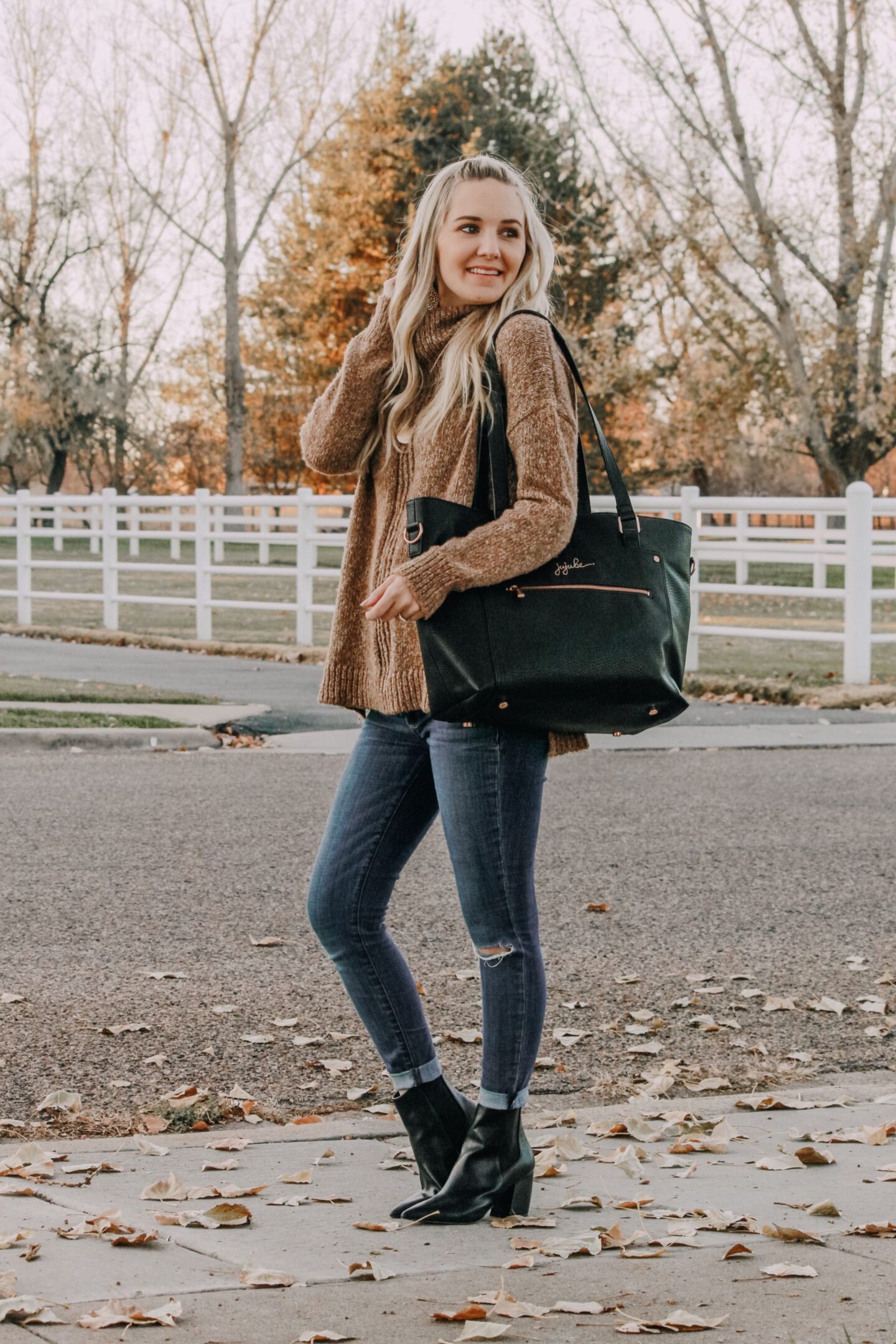 3 fall outfit must haves for looking chic