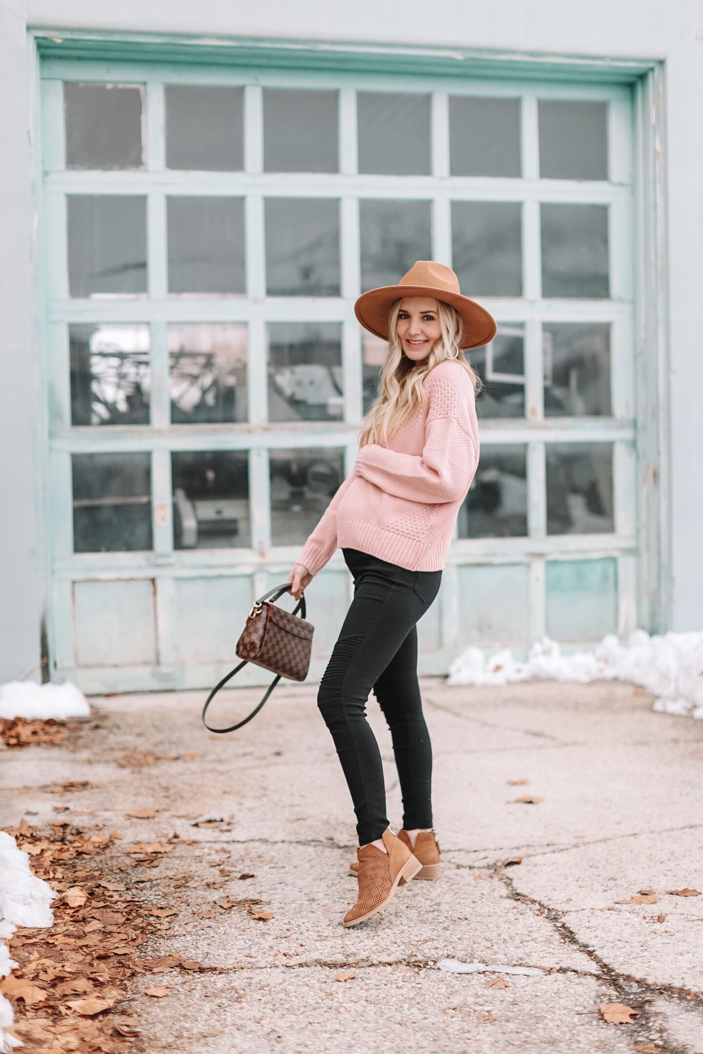 pink sweater + dreaming of spring