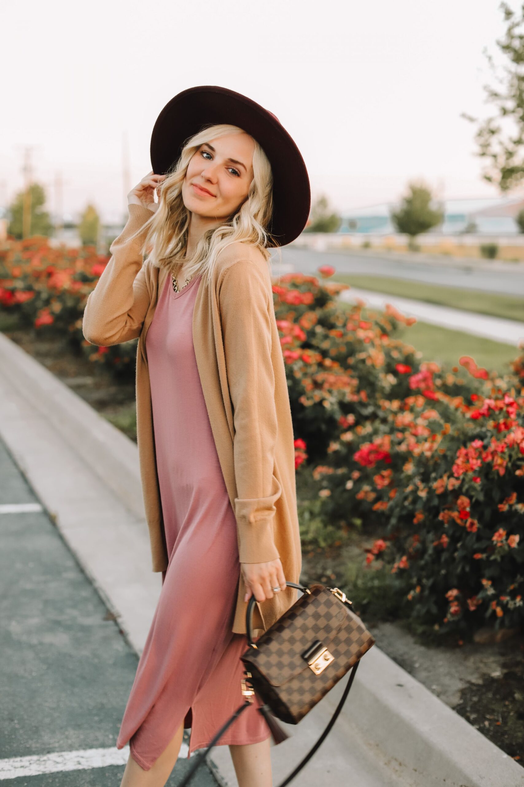 3 SIMPLE WAYS TO STYLE A TEE SHIRT DRESS IN THE FALL Stripes in Bloom