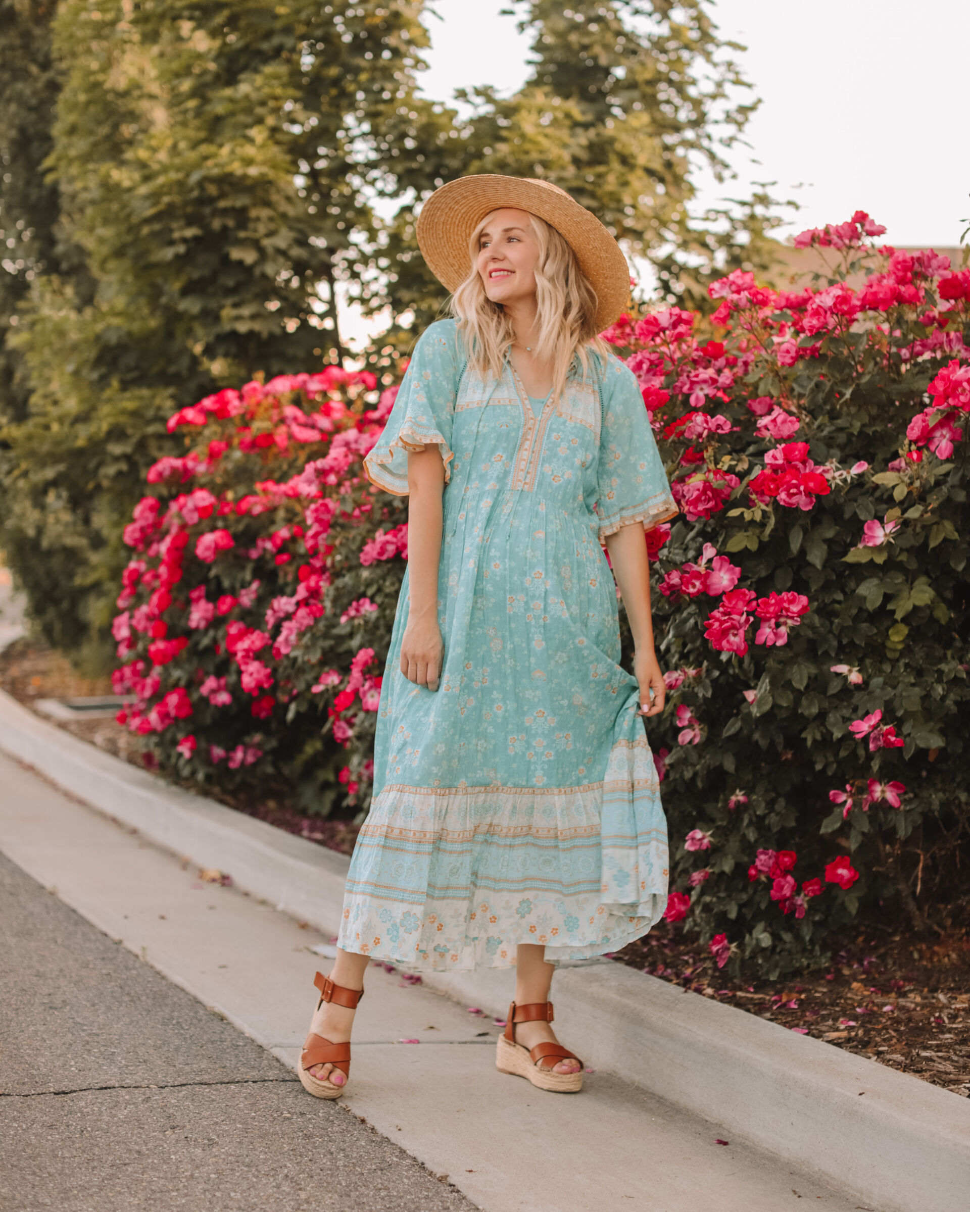 STRAW HATS + AFFORDABLE SUMMER STYLE FINDS - Stripes in Bloom