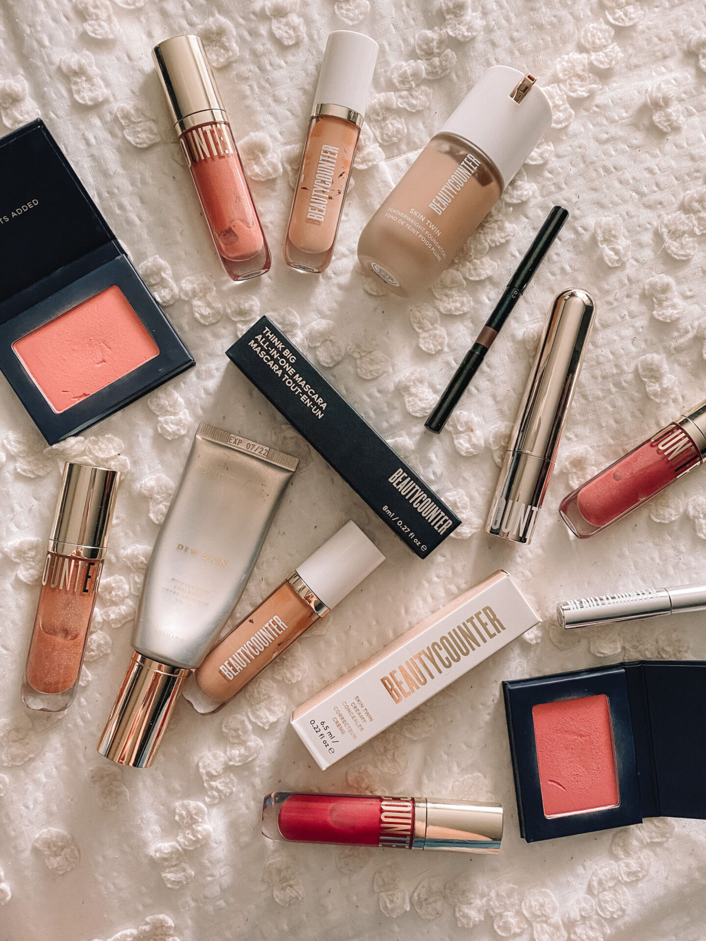 MY FAVORITE CLEAN MAKEUP JUST GOT BETTER – BEAUTYCOUNTER FLAWLESS IN FIVE REVIEW